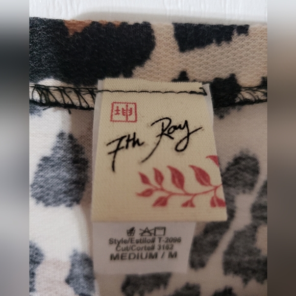 Pink & Leopard Sweatshirt NWT - Picture 3 of 3